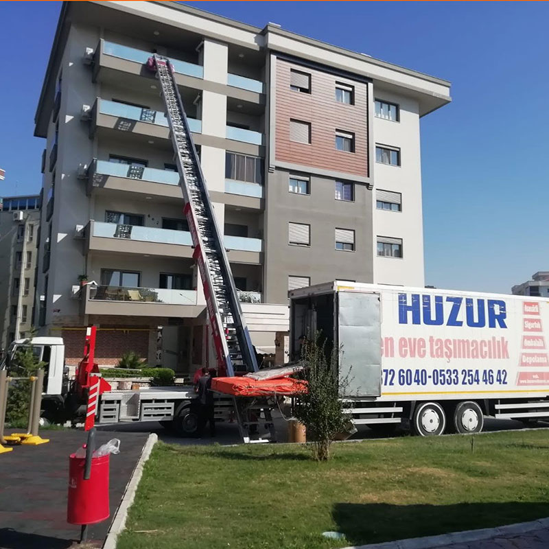 İzmir Karşıyaka Ev taşıması
